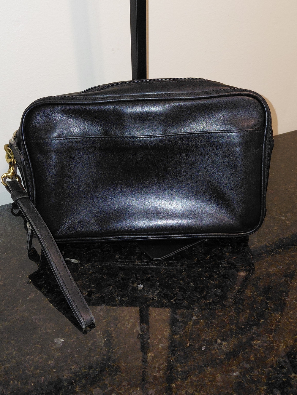 Vtg Classic Coach Swagger Bag. Glove Tanned Black Leather VGVC